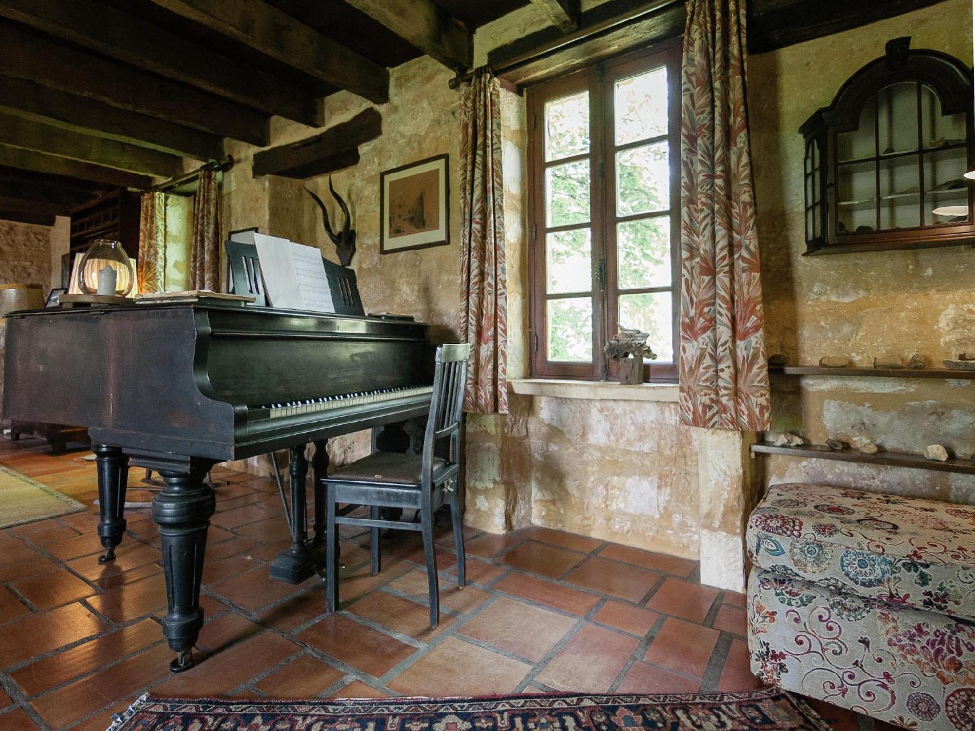 Cottage In Les Eyzies De Tayac Sireuil With Pool Meyrals Dış mekan fotoğraf